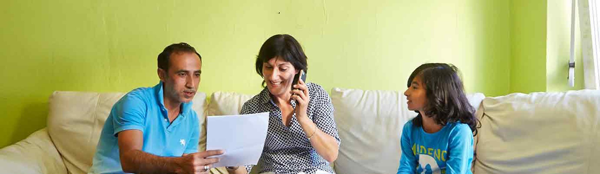 Frau mich syrischem Paar